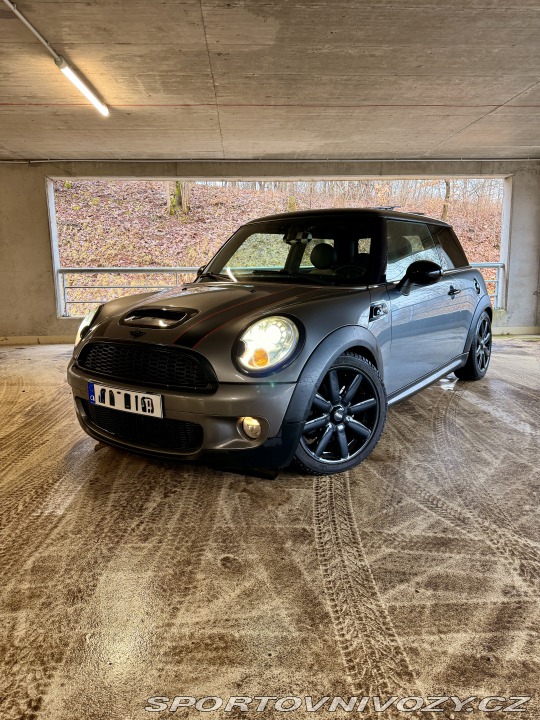 Mini Cooper R56 2009