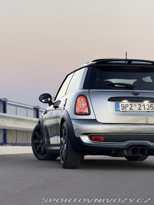 Mini Cooper R56 2009
