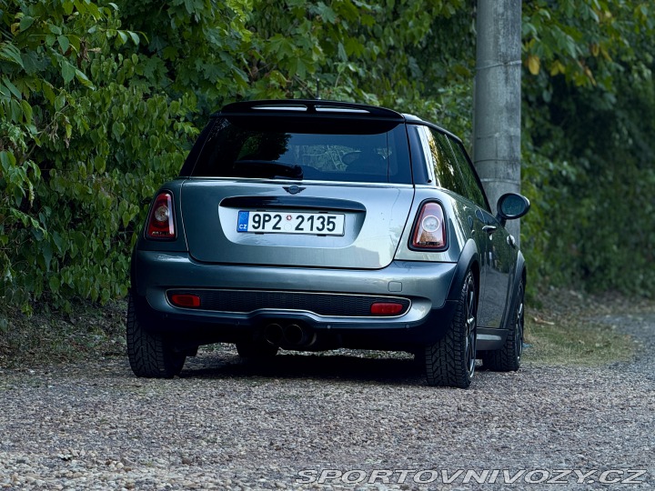 Mini Cooper R56 2009