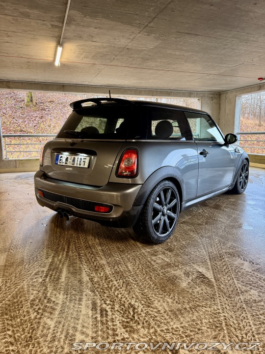 Mini Cooper R56 2009