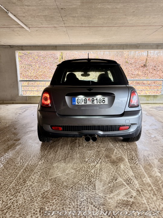 Mini Cooper R56 2009