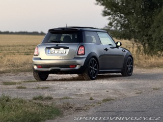 Mini Cooper R56 2009