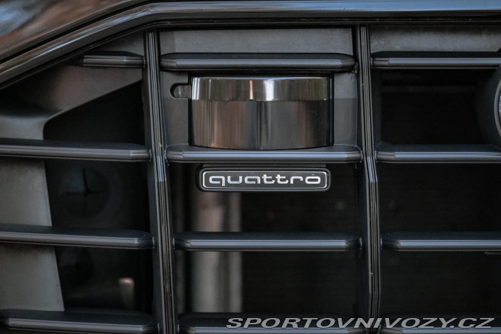 Audi Ostatní modely Q8 55 3.0 TFSI 2022