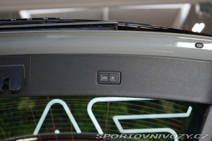Audi Ostatní modely Q8 TFSIe*QUATTRO*TAŽ*B&O 2026
