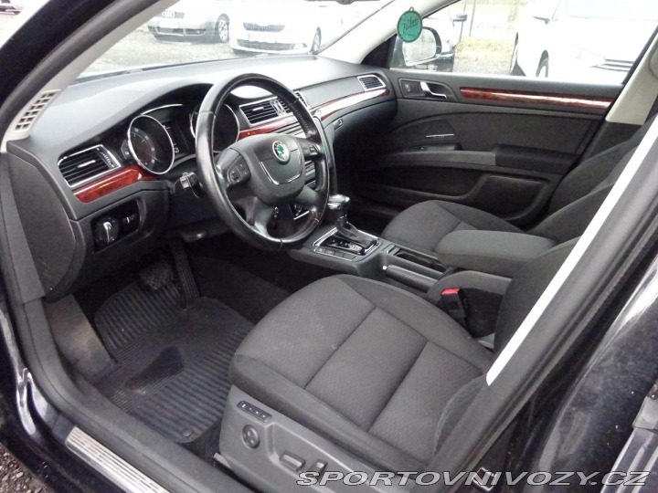 Škoda Superb 3.6FSI V6 191kW DSG 4x4 2009