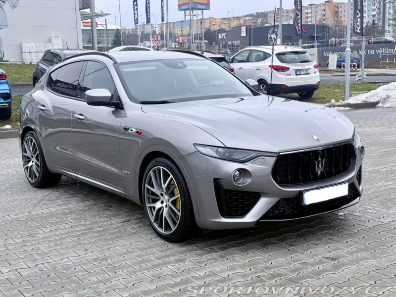 Maserati Levante SQ4, GranSport, Facelift