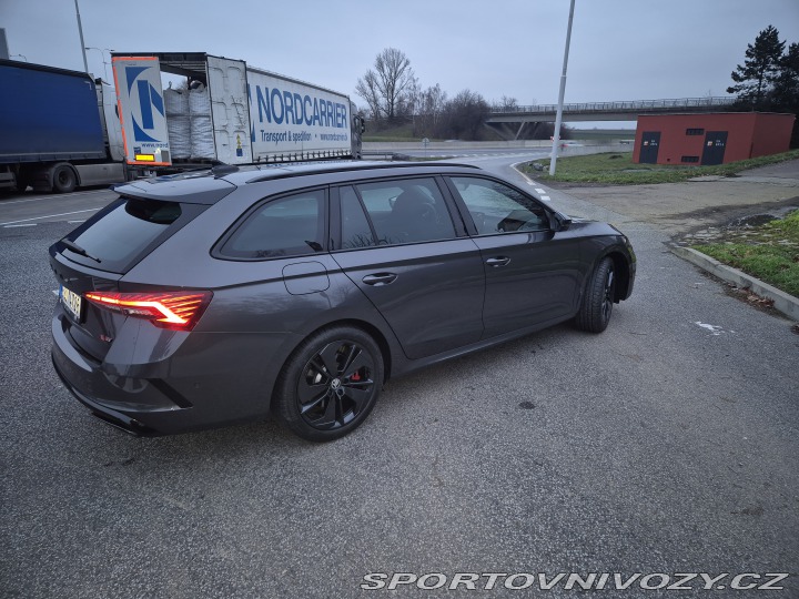 Škoda Octavia RS  2024