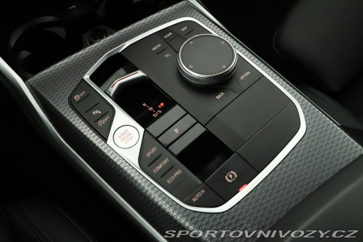 BMW 3 M Sport 330i xDrive 2024