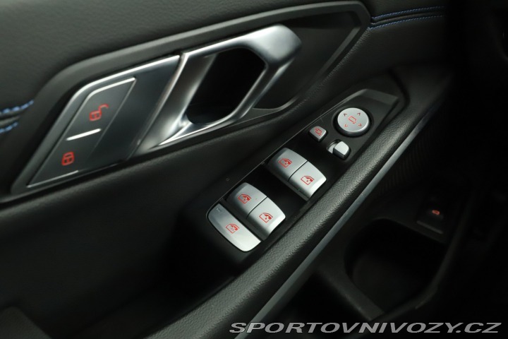 BMW 3 M Sport 330i xDrive 2024