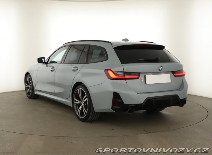BMW 3 M Sport 330i xDrive 2024