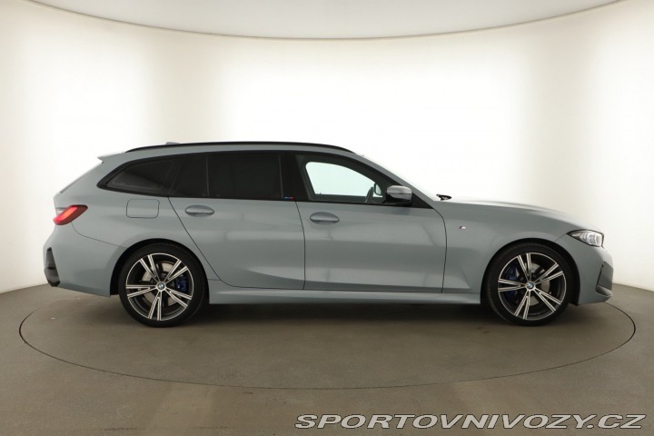 BMW 3 M Sport 330i xDrive 2024