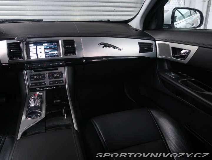 Jaguar XF 3.0 D 2015