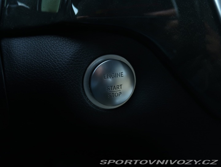 Mercedes-Benz Ostatní modely GL  500 2015