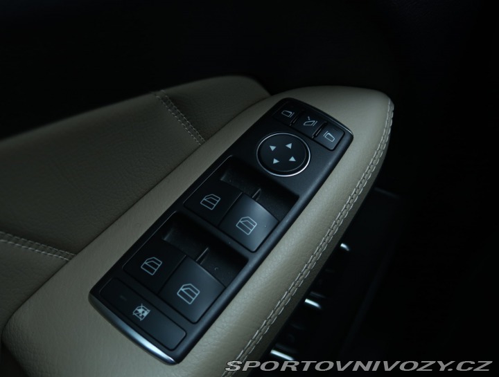 Mercedes-Benz Ostatní modely GL  500 2015