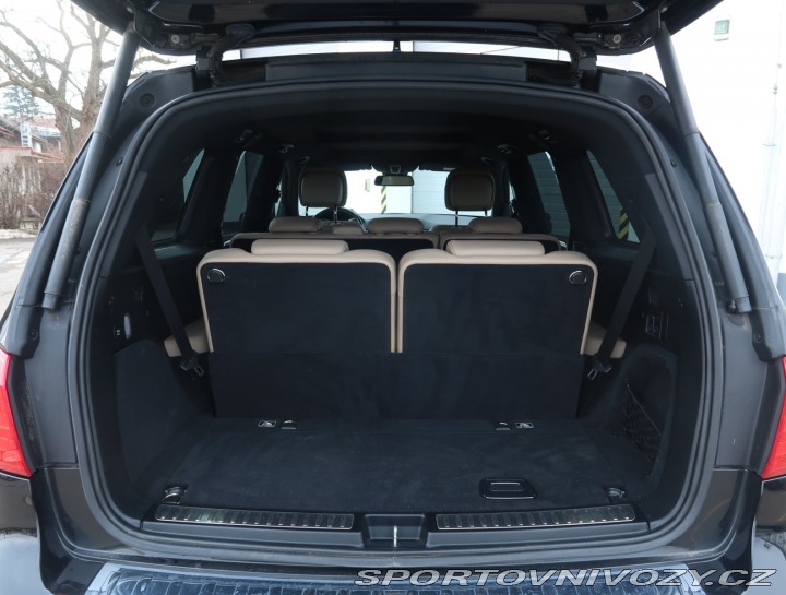 Mercedes-Benz Ostatní modely GL  500 2015