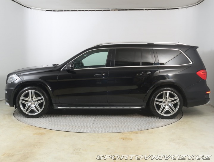 Mercedes-Benz Ostatní modely GL  500 2015