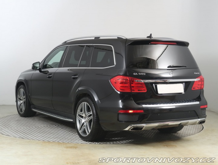 Mercedes-Benz Ostatní modely GL  500 2015