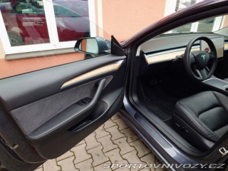 Tesla Model 3 Long Range Dual Motor - E 2021