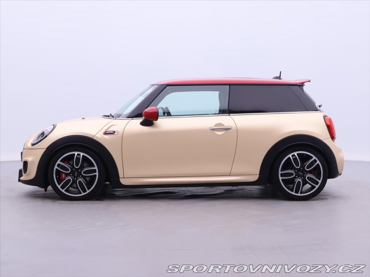 Mini Cooper 2,0 JCW 170kW H&K Chi 2016