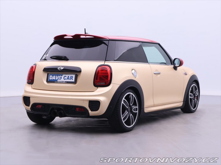 Mini Cooper 2,0 JCW 170kW H&K Chi 2016