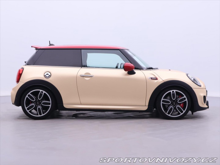 Mini Cooper 2,0 JCW 170kW H&K Chi 2016