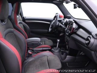 Mini Cooper 2,0 JCW 170kW H&K Chi 2016