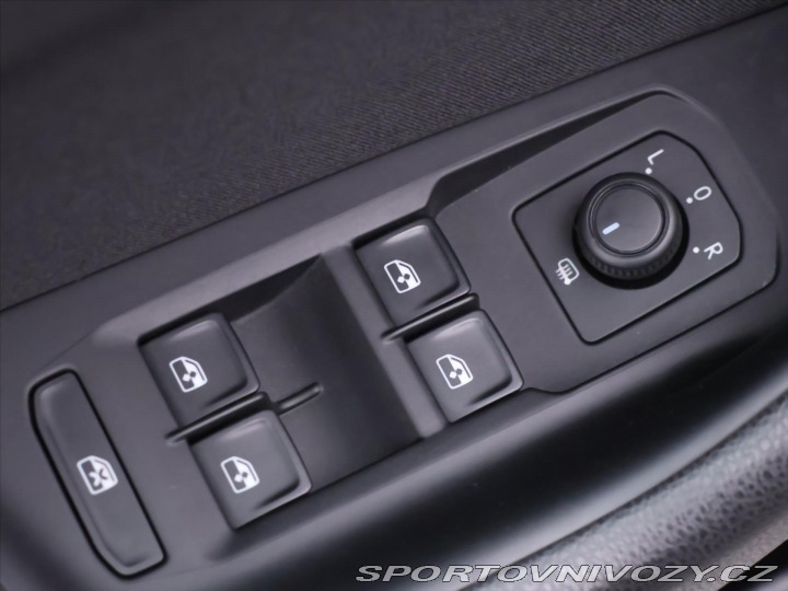 Volkswagen Ostatní modely Passat 1,5 TSI 110kW DSG R-Line 2020