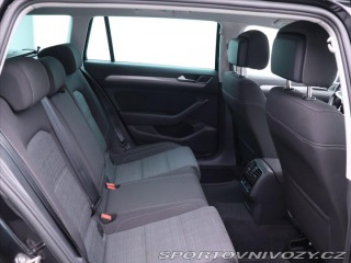 Volkswagen Ostatní modely Passat 1,5 TSI 110kW DSG R-Line 2020