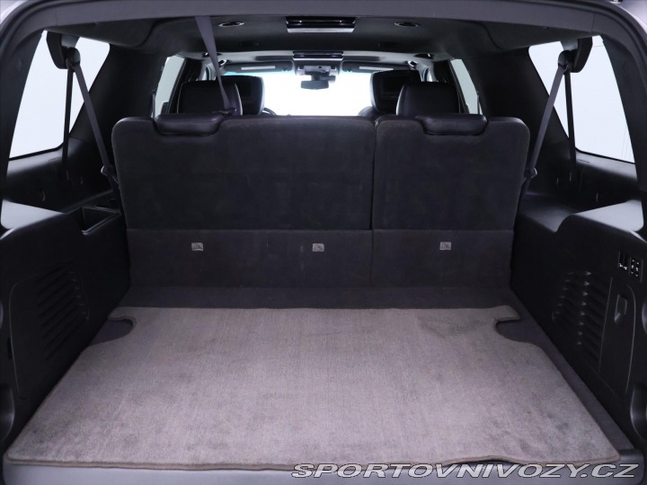 Ostatní značky Ostatní modely Cadillac Escalade 6,2 L V8 313kW AWD Platin 2017