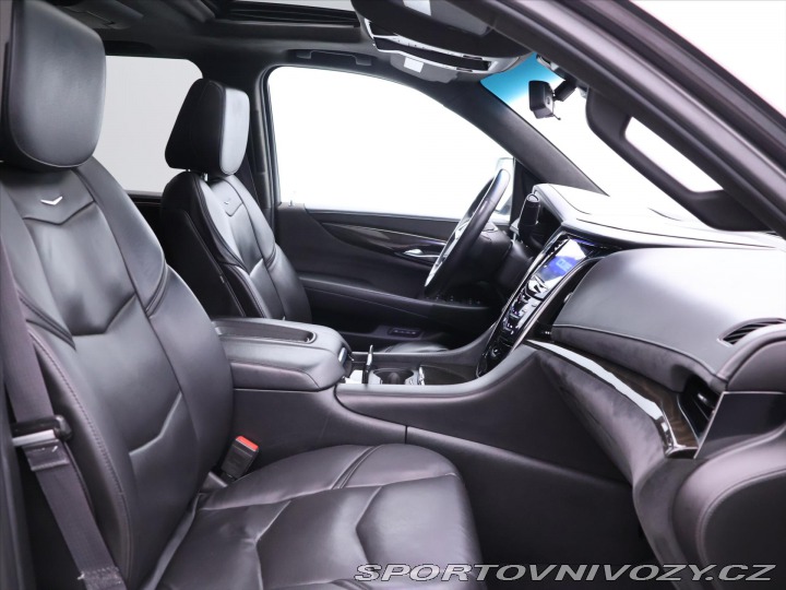 Ostatní značky Ostatní modely Cadillac Escalade 6,2 L V8 313kW AWD Platin 2017
