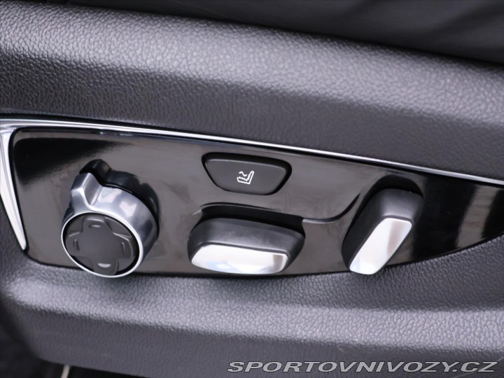 Ostatní značky Ostatní modely Cadillac Escalade 6,2 L V8 313kW AWD Platin 2017