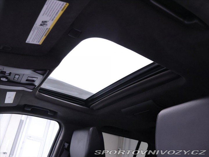 Ostatní značky Ostatní modely Cadillac Escalade 6,2 L V8 313kW AWD Platin 2017