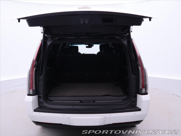 Ostatní značky Ostatní modely Cadillac Escalade 6,2 L V8 313kW AWD Platin 2017