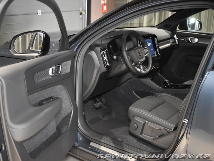 Volvo EC40 Plus  Single Motor Ext. 2025