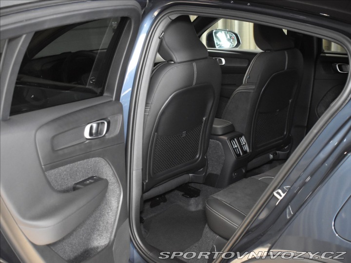 Volvo EC40 Plus  Single Motor Ext. 2025