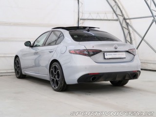 Alfa Romeo Giulia 2.0TURBO,CZ,1Maj,VELOCE,A 1800