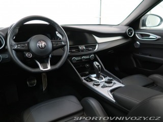 Alfa Romeo Giulia 2.0TURBO,CZ,1Maj,VELOCE,A 1800