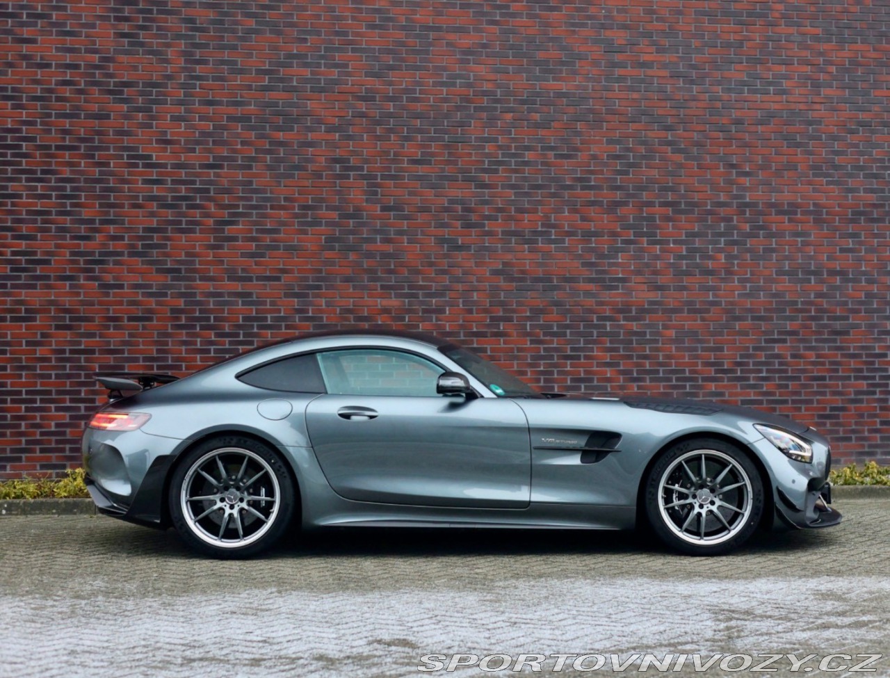 Mercedes Benz AMG GT R Coupe PRO 430KW Ako 2019 Mercedes Benz AMG GT R Coupe PRO 430KW Ako 2019
