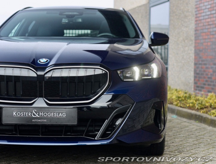 BMW 5 Touring  550e  xDrive M S 2025