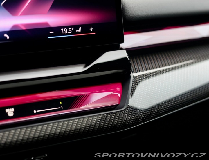 BMW 5 Touring  550e  xDrive M S 2025