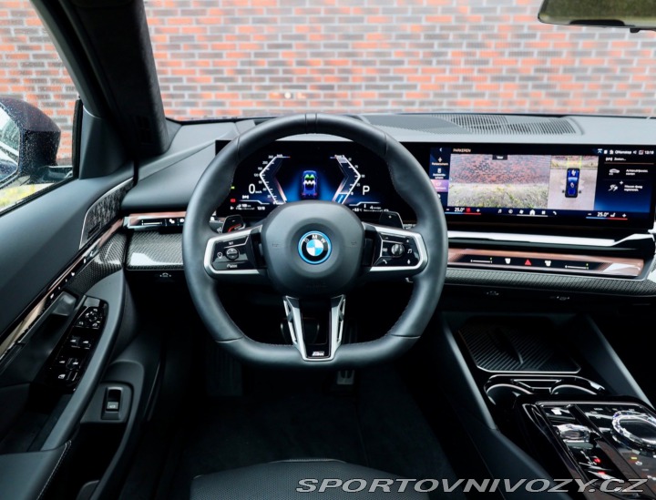 BMW 5 Touring  550e  xDrive M S 2025