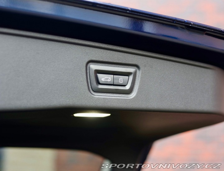 BMW 5 Touring  550e  xDrive M S 2025