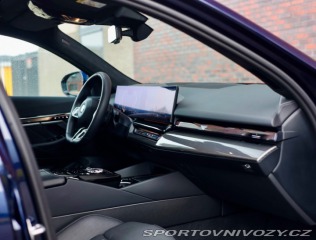 BMW 5 Touring  550e  xDrive M S 2025