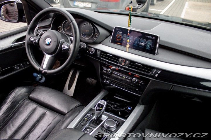 BMW X5 3.0D xDrive M-Packet A/T 2017