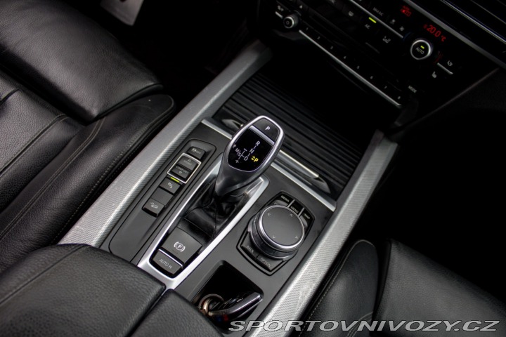 BMW X5 3.0D xDrive M-Packet A/T 2017