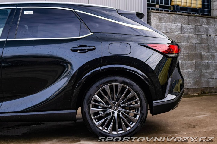 Lexus Ostatní modely RX  450h+ 227kW Luxury / NOV 2026