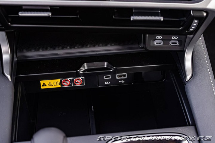 Lexus Ostatní modely RX  450h+ 227kW Luxury / NOV 2026