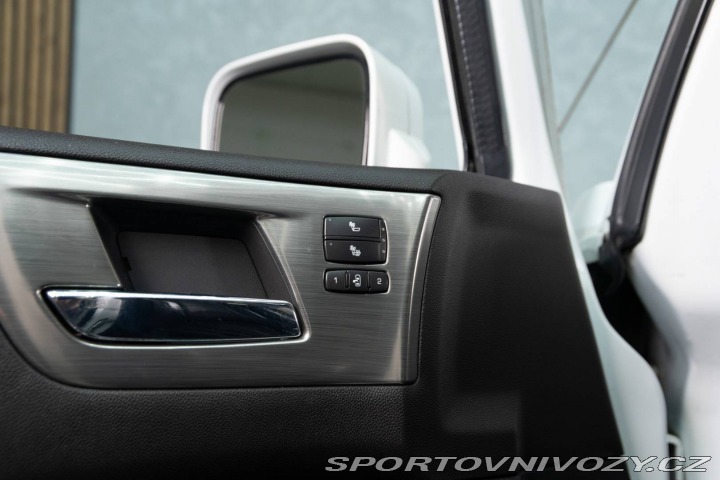 Ostatní značky Ostatní modely Hummer H2 2008