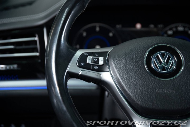 Volkswagen Ostatní modely Touareg  3.0 V6 TDI SCR 286k R-Li 2018