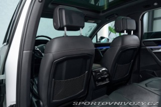 Volkswagen Ostatní modely Touareg  3.0 V6 TDI SCR 286k R-Li 2018